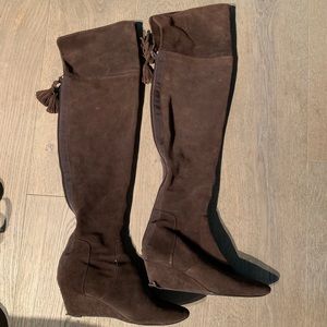 Juicy Couture brown suede boots